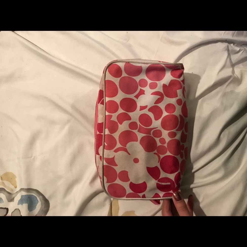 CLINIQUE COSMETIC BAG